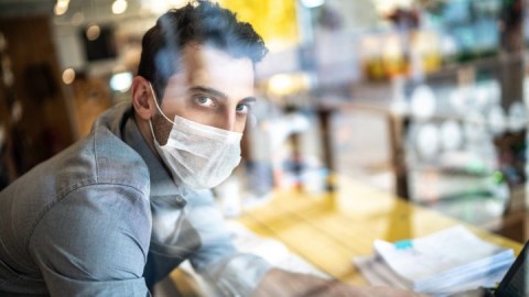Imagem sobre Quais são os impactos da Covid-19 nos pequenos negócios?,
